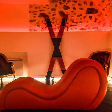 Nouveau - Luxure - Secret Suite - Jacuzzi Melun Bagian luar foto