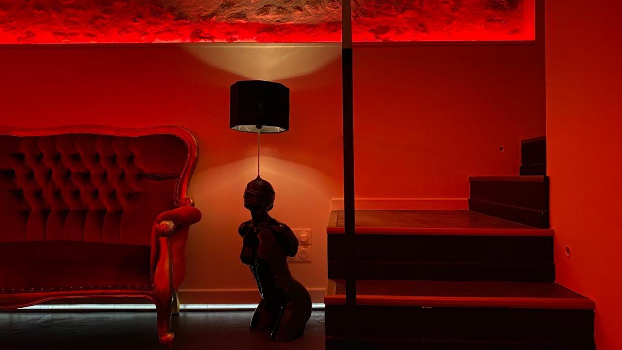 Nouveau - Luxure - Secret Suite - Jacuzzi Melun Bagian luar foto